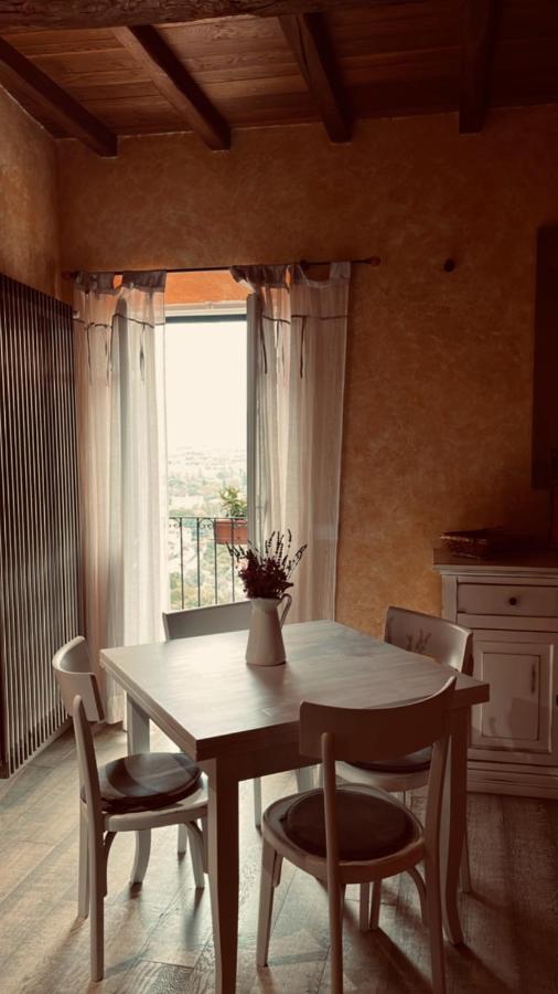 Casa Vacanze Le Tre Casette Ameglia Exterior foto